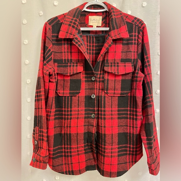 Women’s Checkered Black&Red Jacket - Picture 2 of 5